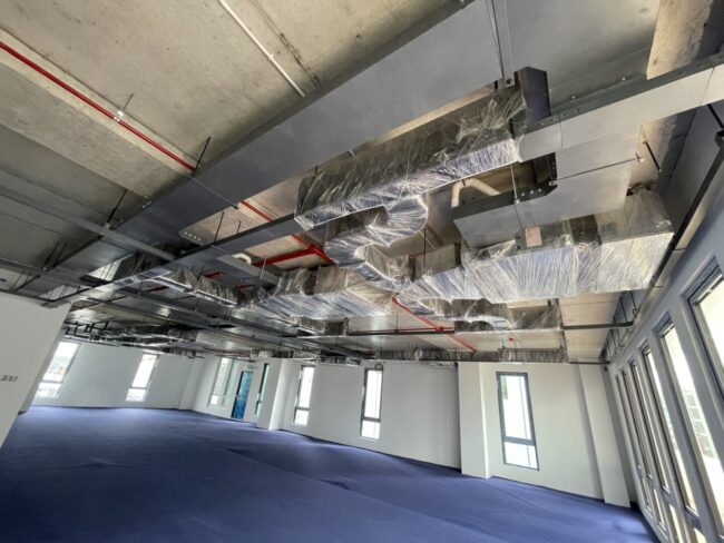 So Sánh Điều Hòa Cục Bộ Và Điều Hòa Trung Tâm VRV/VRF